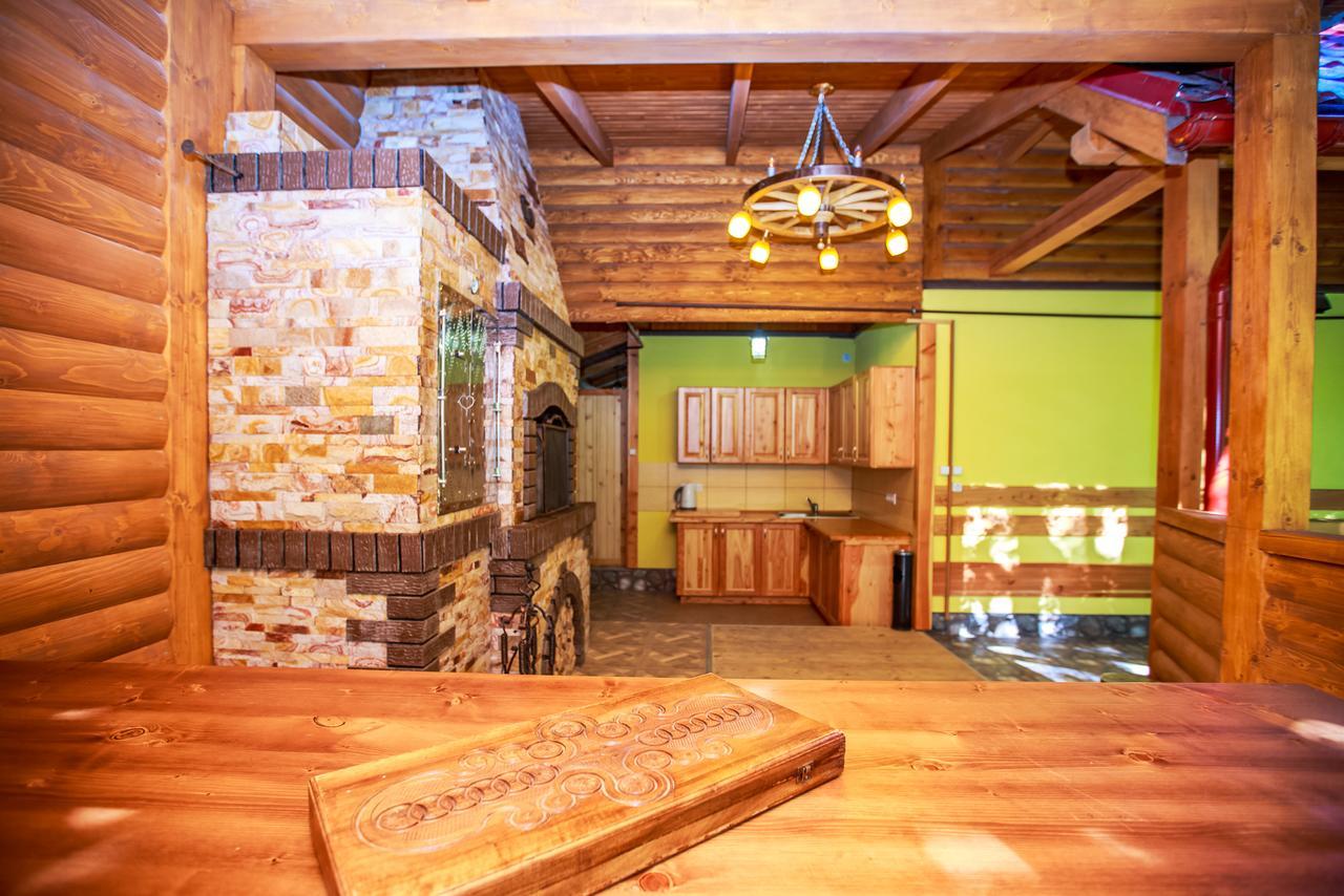 Cottage Berdo ヤレムチャ エクステリア 写真