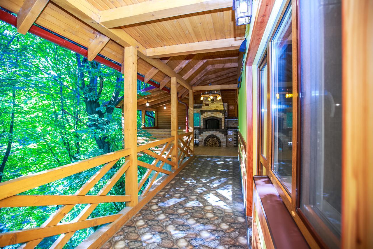 Cottage Berdo ヤレムチャ エクステリア 写真