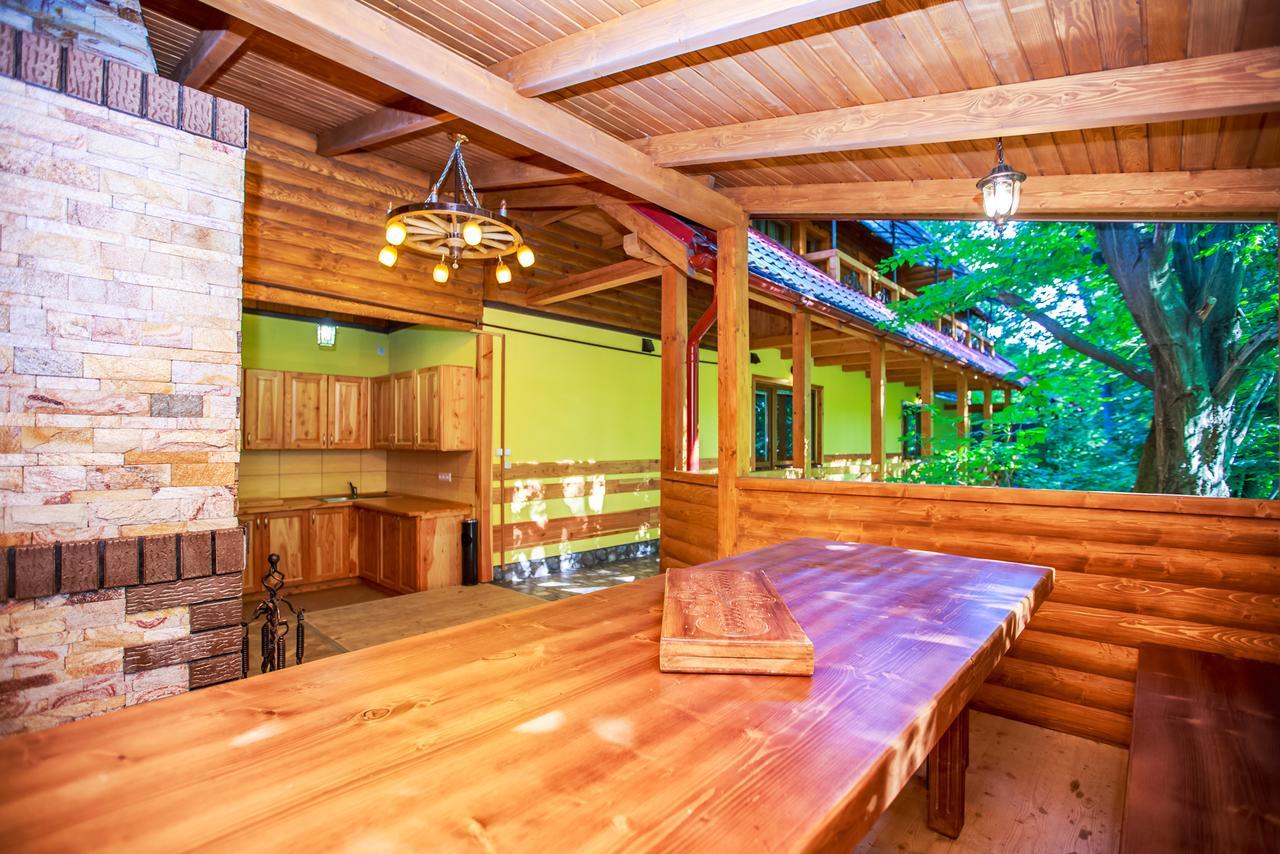 Cottage Berdo ヤレムチャ エクステリア 写真