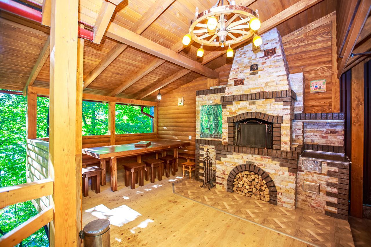 Cottage Berdo ヤレムチャ エクステリア 写真